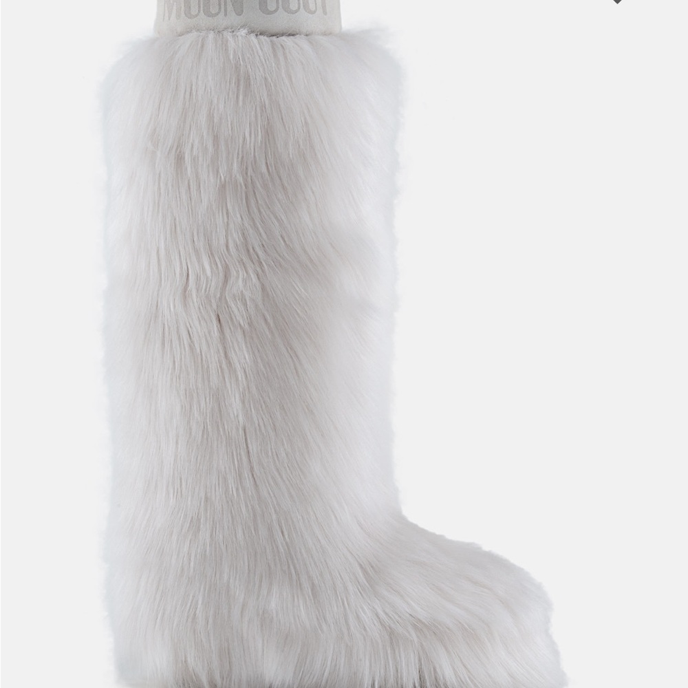 Moonboot White Faux Fur Boot